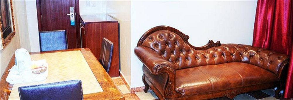 فندق Somatel دوالا المظهر الخارجي الصورة