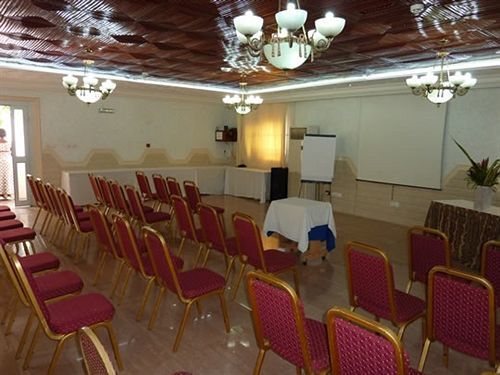 فندق Somatel دوالا المظهر الخارجي الصورة